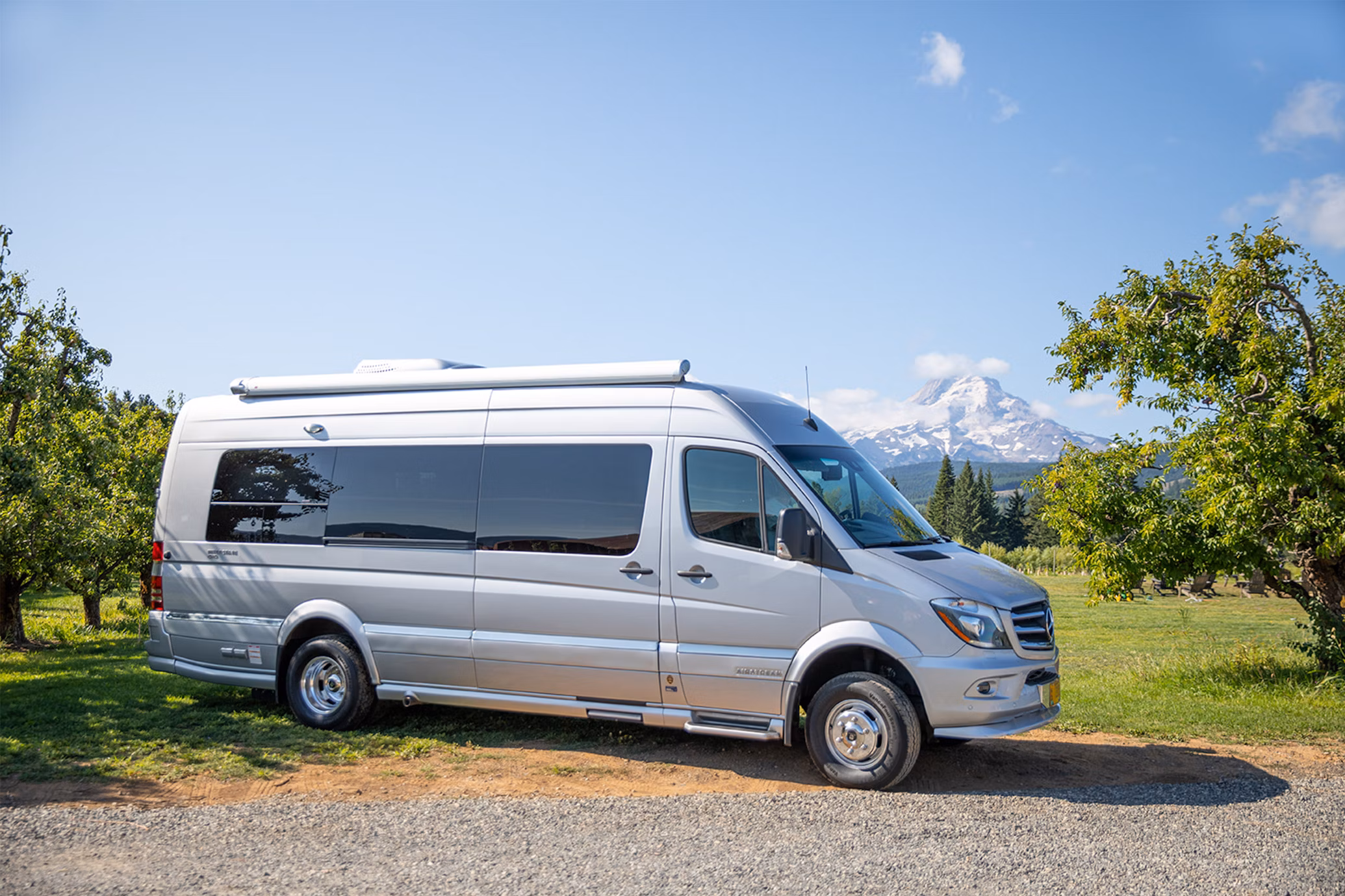 Airport Ski Transfer Van